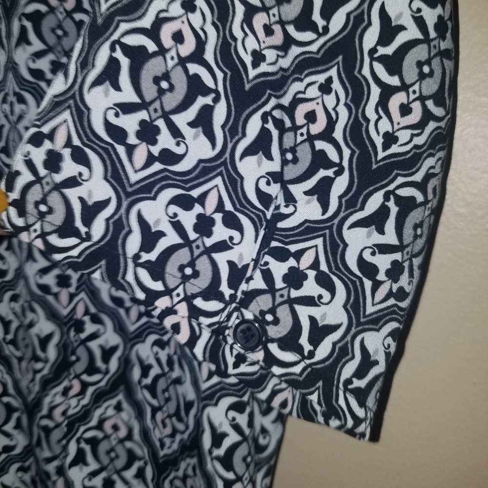 Pattern Dress - Picture 5 of 8